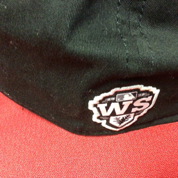 MLB DETROIT TIGERS new championship hat - Picture 4 of 5